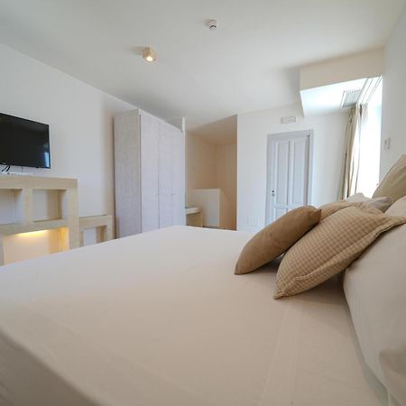 Hotel Barone Di Mare Torre dell'Orso Luaran gambar