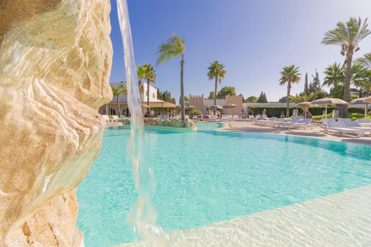 Hotel Barone Di Mare Torre dell'Orso Luaran gambar