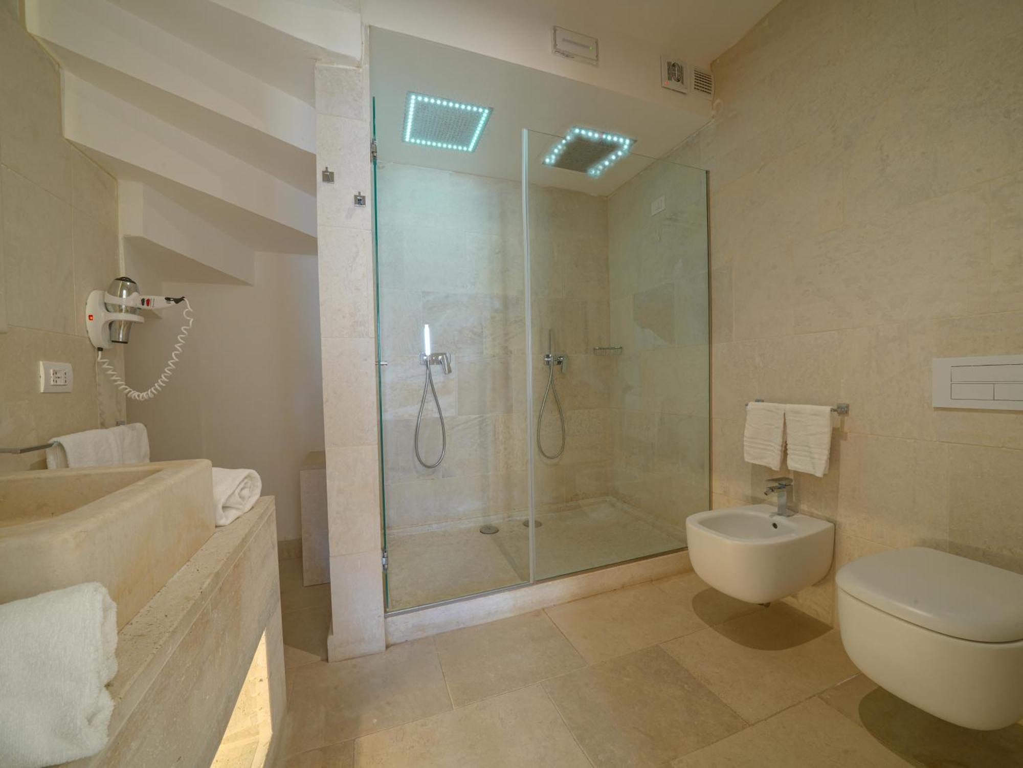 Hotel Barone Di Mare Torre dell'Orso Luaran gambar